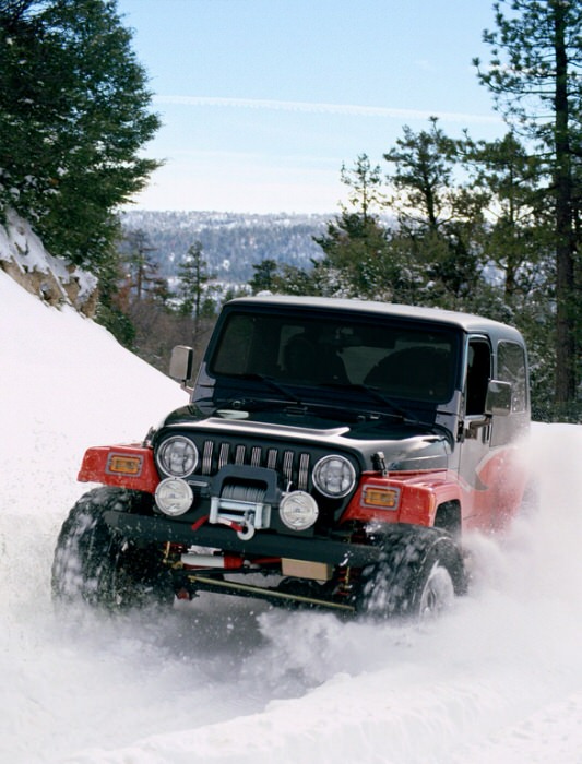 Jeep off-roading in the snow