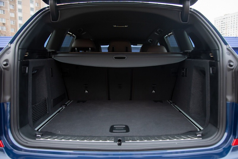 Trunk space of an Crossover SUV