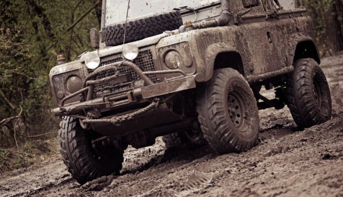 Modified 4x4 in the mud
