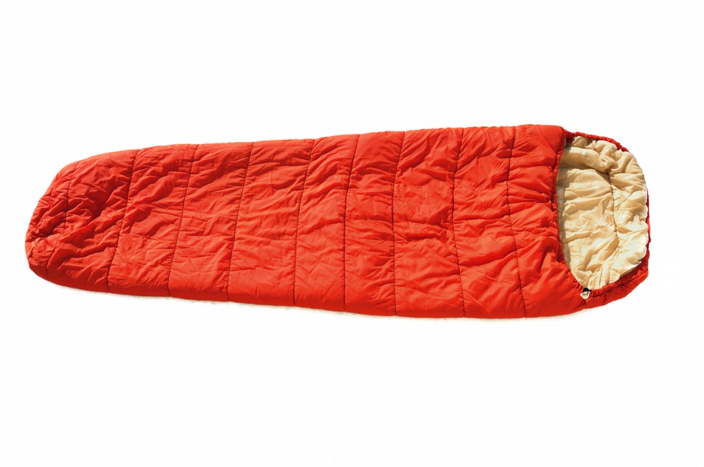sleeping bag buyer's guide semi-rectangular sleeping bags