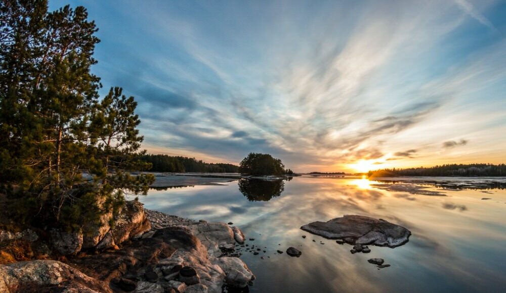 The sunset along the waters of Voyageurs National Park as seen from the Ash Visitor Center