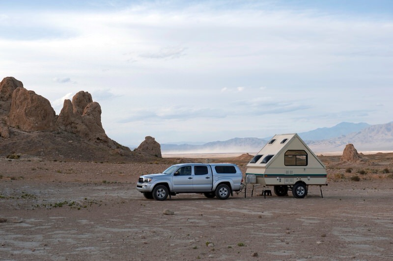 4x4 with a camper in the desert