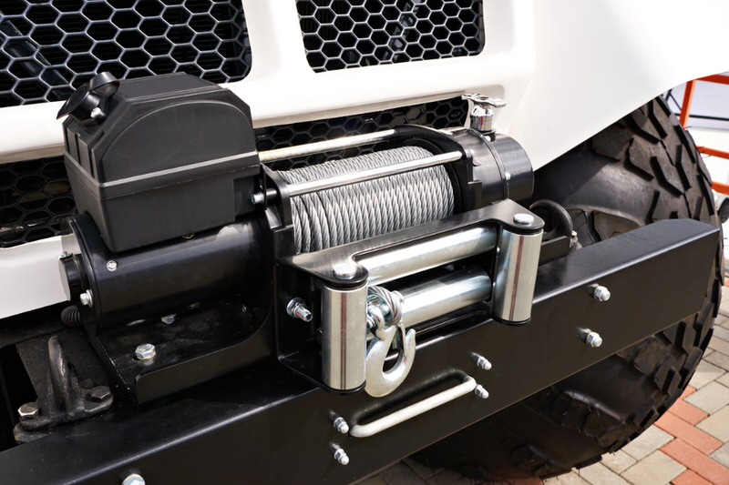 Winch on the front of a 4x4