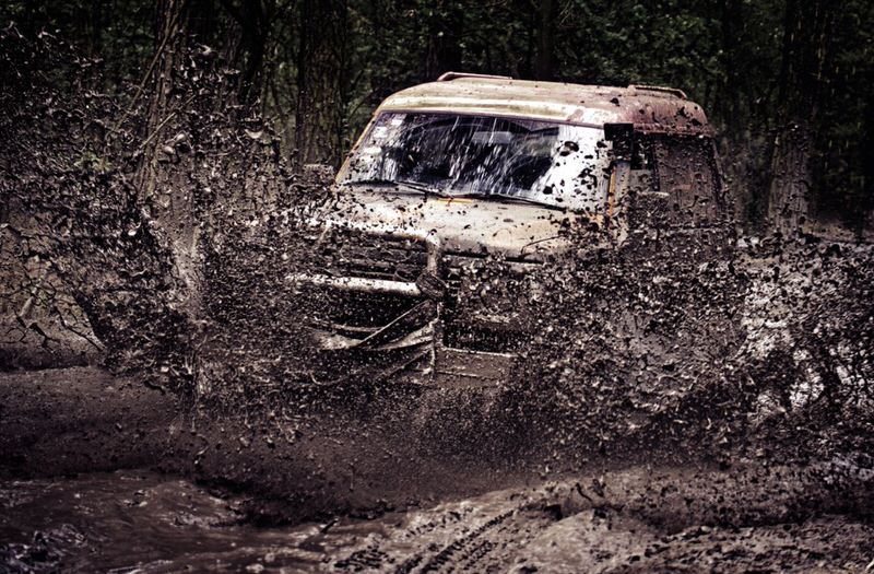 4x4 in the mud
