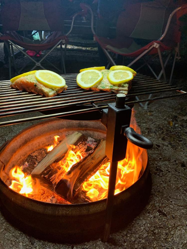 simple campfire salmon 7