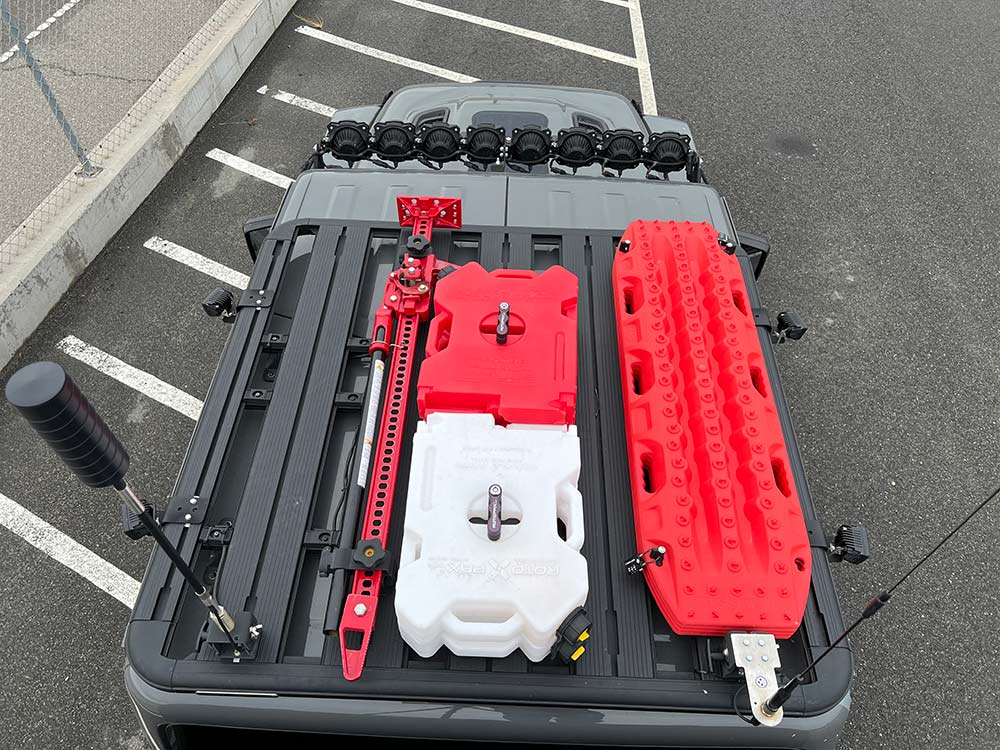 Jeep Roof With Jack Fuel Recovery Boards