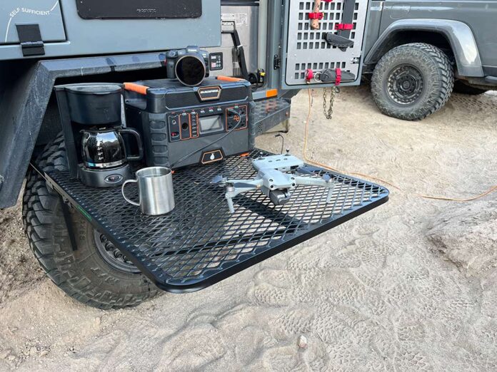 camping-table-for-work
