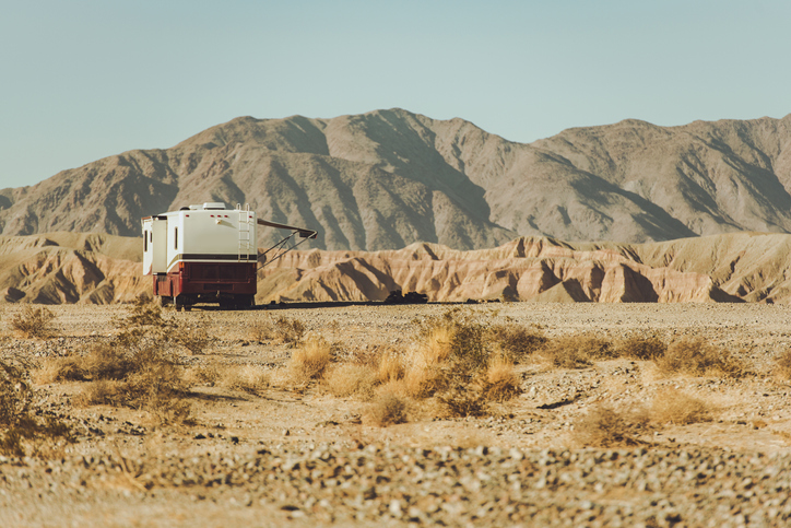 Motor Coach RV California Desert Boondocking Dry Camping