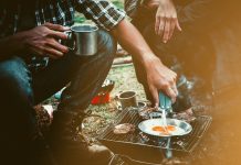 Easy Camping Meals for 2: 7 Tasty Food Ideas for Couples